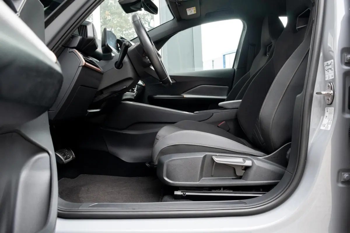 Adrenaline 82 kWh|1E EIGENAAR|97% SOH|CAMERA|ADAPT. CRUISE|STUUR VERWARMD|KEYLESS|CARPLAY