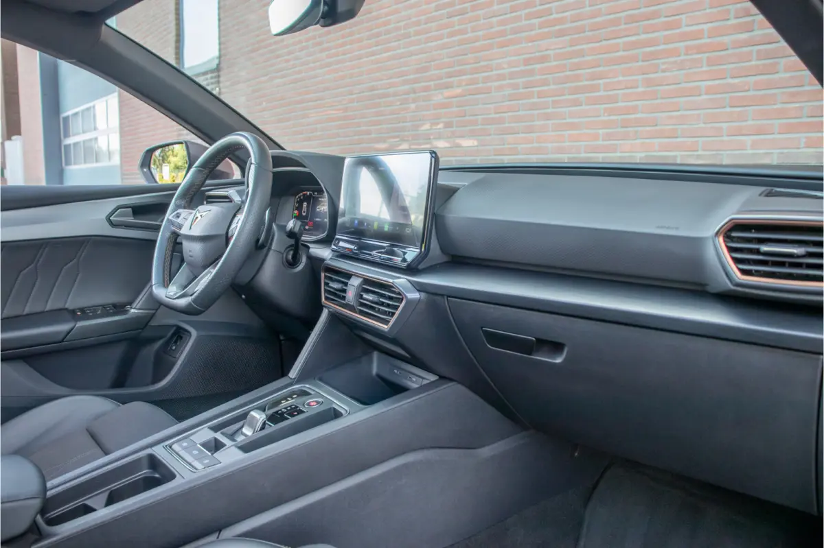 1.4 e-Hybrid 245pk VZ, Panoramadak, Carplay, Stoel & Stuurverwarming, Camera, Adaptive Cruise, Keyless.