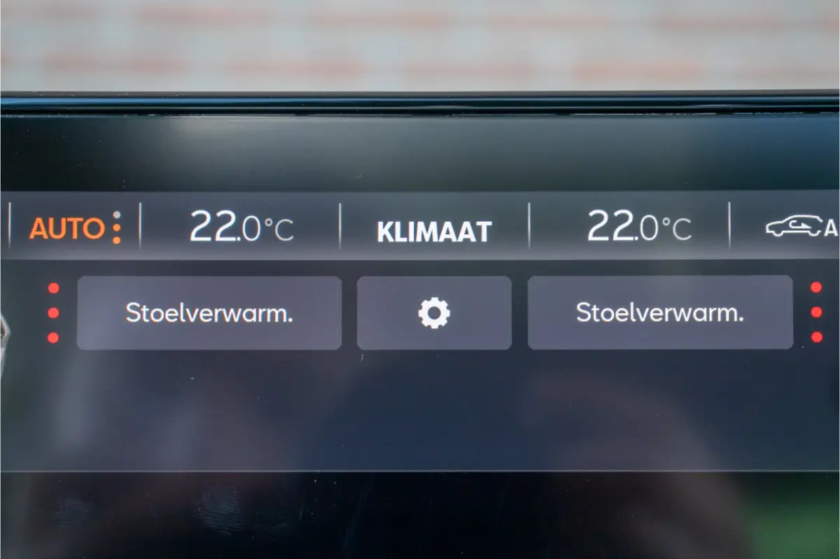 1.4 e-Hybrid 245pk VZ, Panoramadak, Carplay, Stoel & Stuurverwarming, Camera, Adaptive Cruise, Keyless.