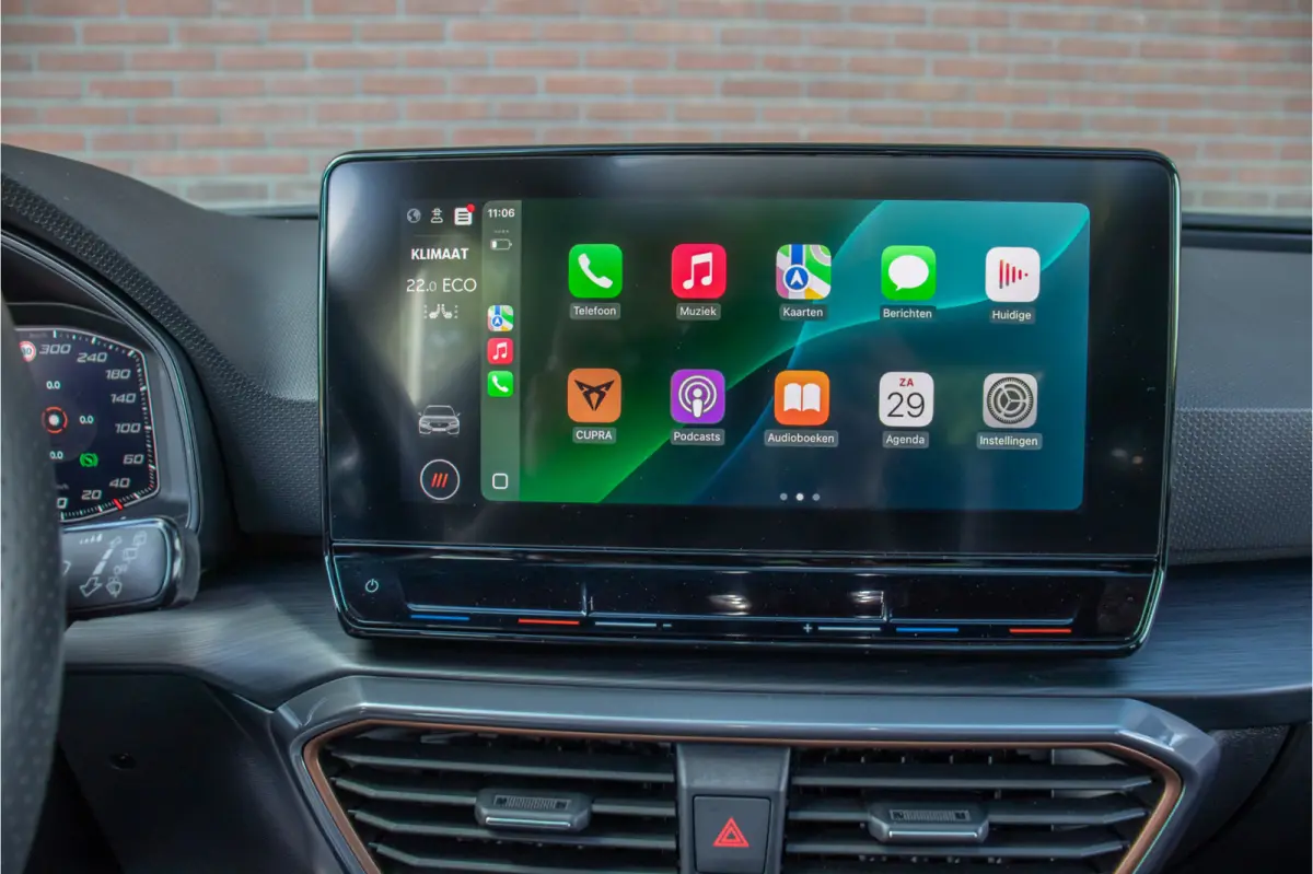 1.4 e-Hybrid 245pk VZ, Panoramadak, Carplay, Stoel & Stuurverwarming, Camera, Adaptive Cruise, Keyless.