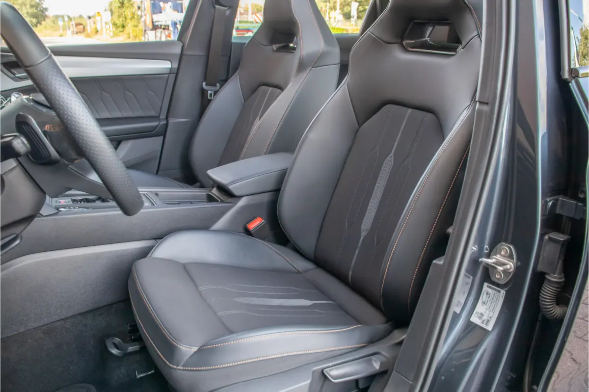 1.4 e-Hybrid 245pk VZ, Panoramadak, Carplay, Stoel & Stuurverwarming, Camera, Adaptive Cruise, Keyless.