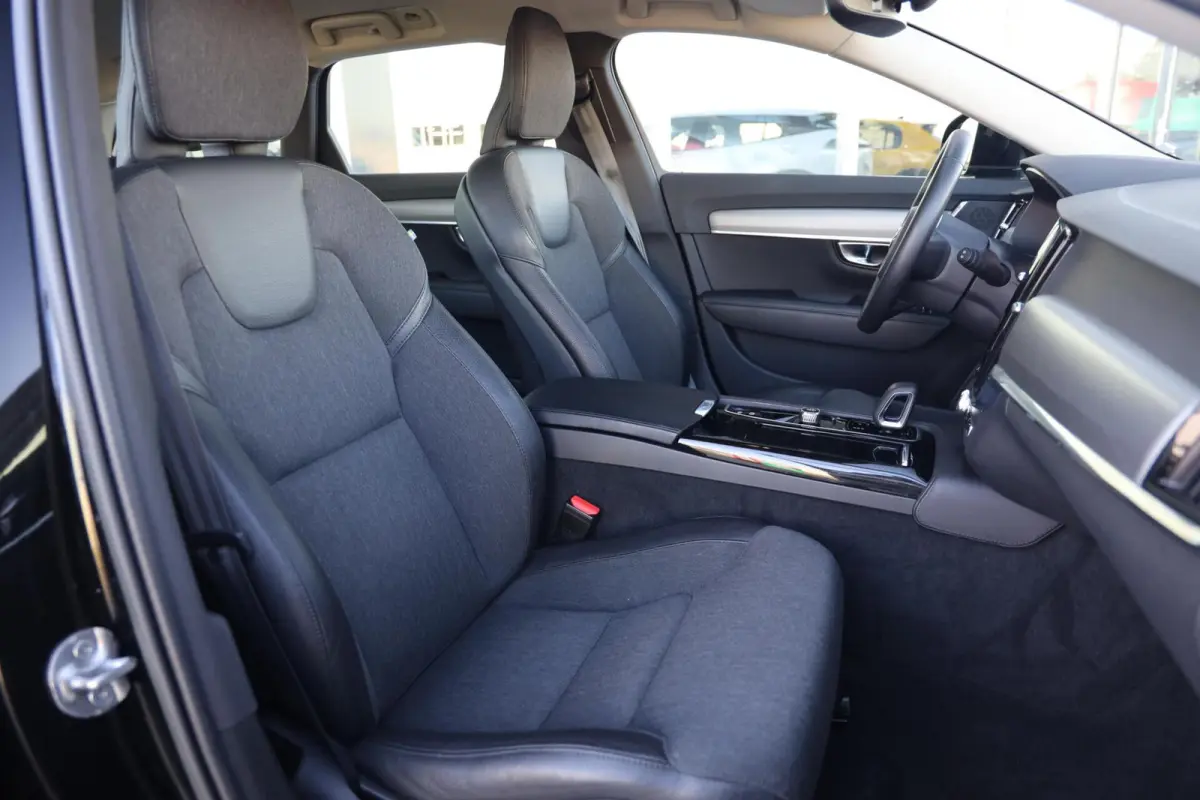 2.0 T6 Plug-in hybrid AWD Essential Bright|Apple carplay|Navi|Automaat|