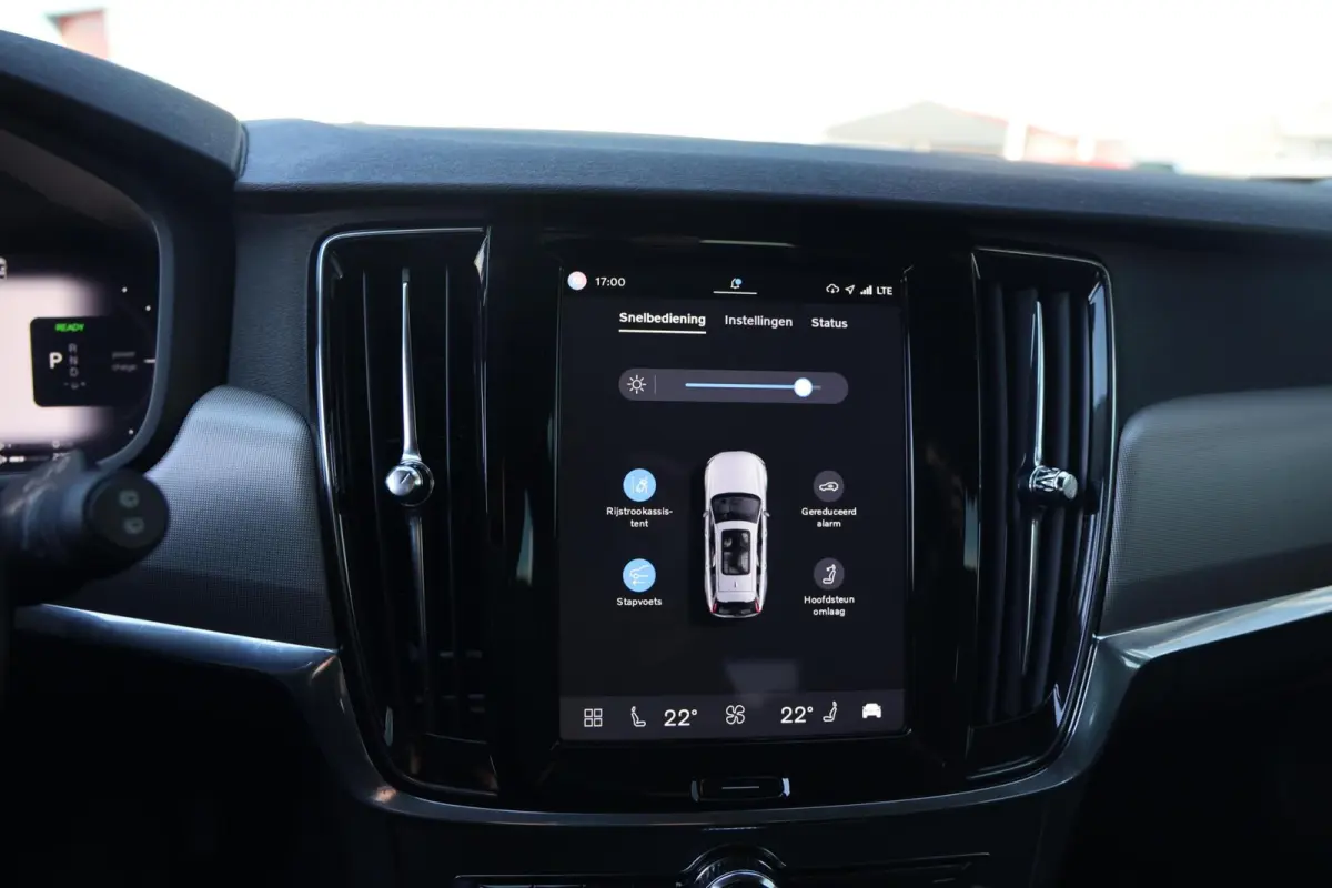 2.0 T6 Plug-in hybrid AWD Essential Bright|Apple carplay|Navi|Automaat|