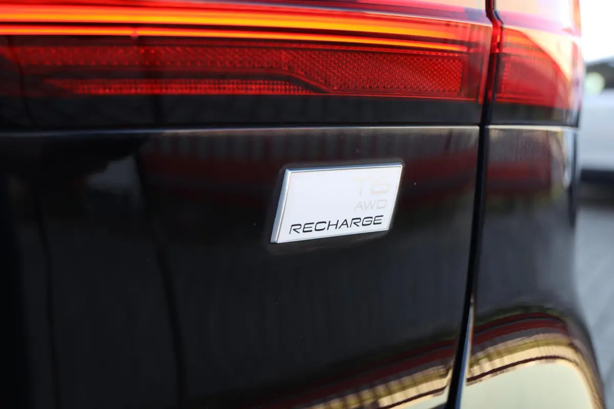 2.0 T6 Plug-in hybrid AWD Essential Bright|Apple carplay|Navi|Automaat|