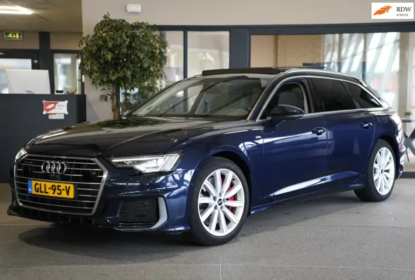55 TFSI e quattro 367PK Pano Trek 360Cam Acc Pdc Leder