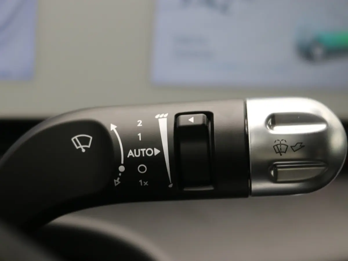 Connect 77.4 kWh / Navigatie / 3-fase Laden / BTW auto / Long Range / SOH 100% / Stoel en Stuurverwarming /