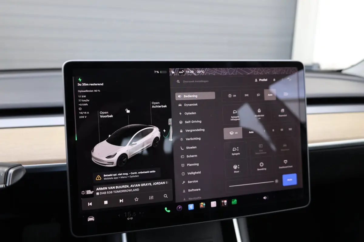 Standard RWD Plus 60 kWh PANORAMADAK/LEER+S.VERWARMING/LMV/360 CAM/CRUISE/ECC/12 MND GARANTIE!