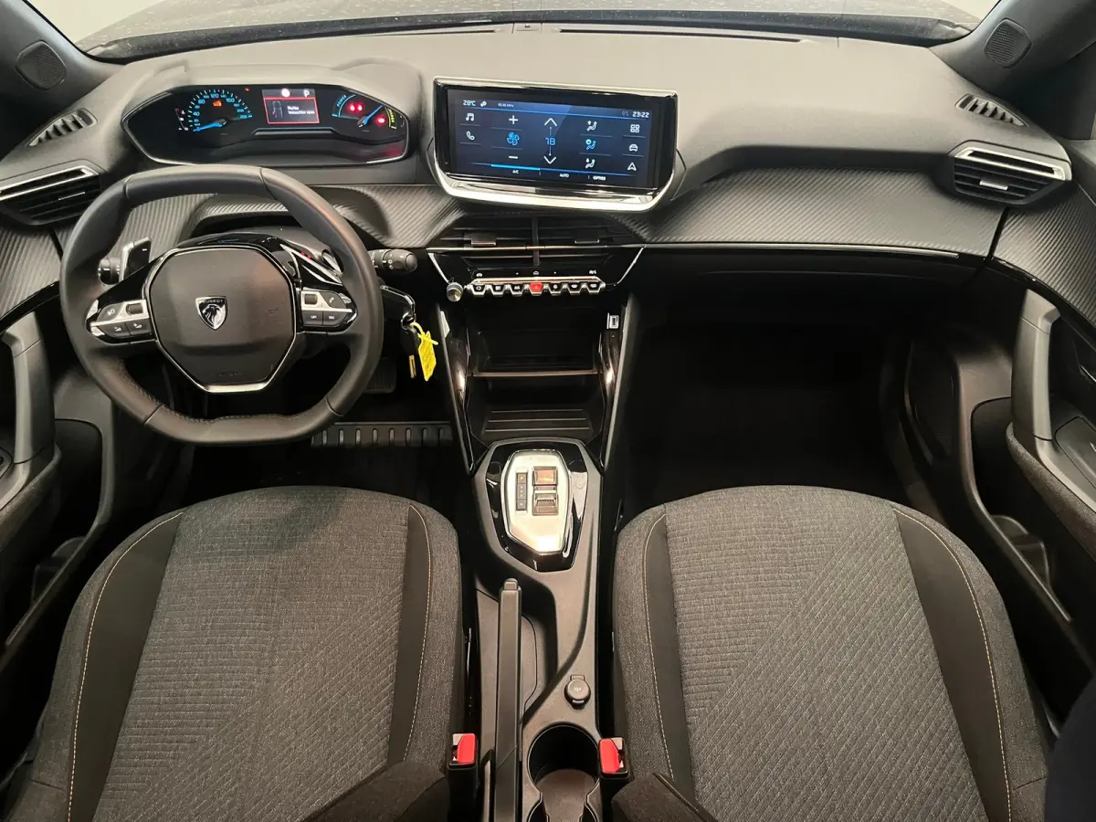1.2 Hybrid 136 Style Climate | Carplay | Cruise | Parkeersensoren Achter | LED | DAB | Airco (automatisch) | Apple Carplay/Android Auto|telefoonintegratie premium | Centrale deurvergrendelin