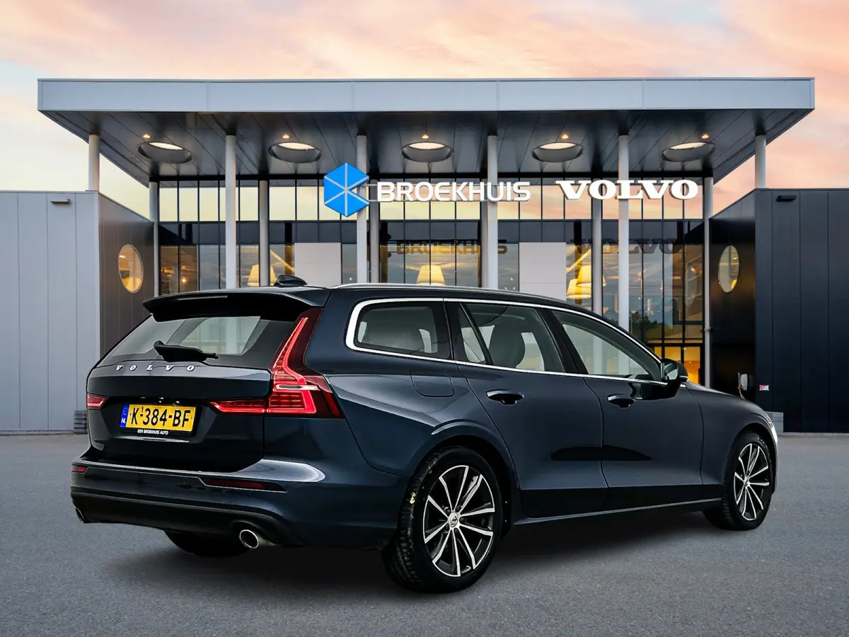 B4 Business Pro | 18" | Adaptieve Cruise | BLIS | Parkeercamera | Stoel/Stuurverwarming | Keyless | Elektr. Achterklep