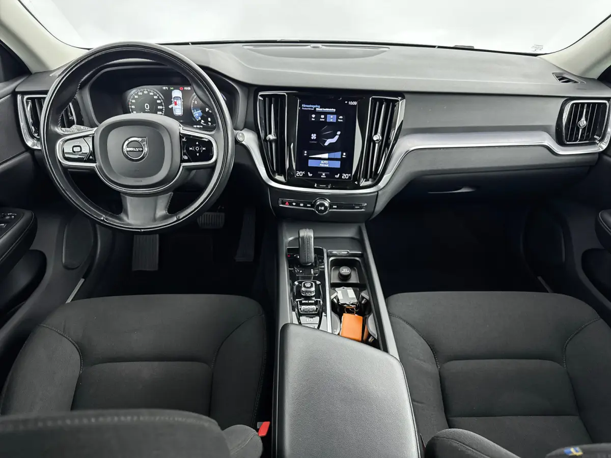B4 Business Pro | 18" | Adaptieve Cruise | BLIS | Parkeercamera | Stoel/Stuurverwarming | Keyless | Elektr. Achterklep