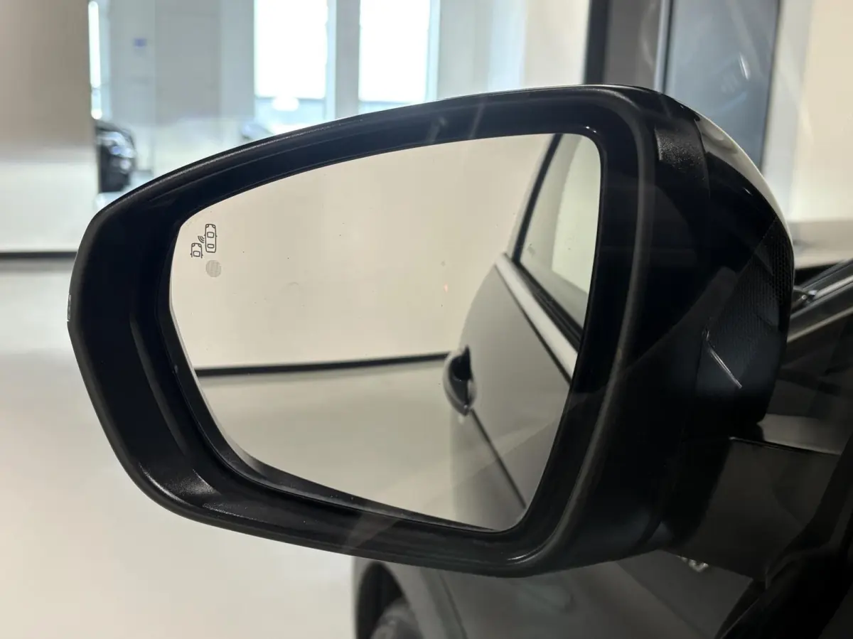 1.6 HYbrid 225 GT|PANODAK|Massage|Memory|360|FOCAL|Carplay|19 inch|Navi|PDC|ACC|Side assist|Lane Assist