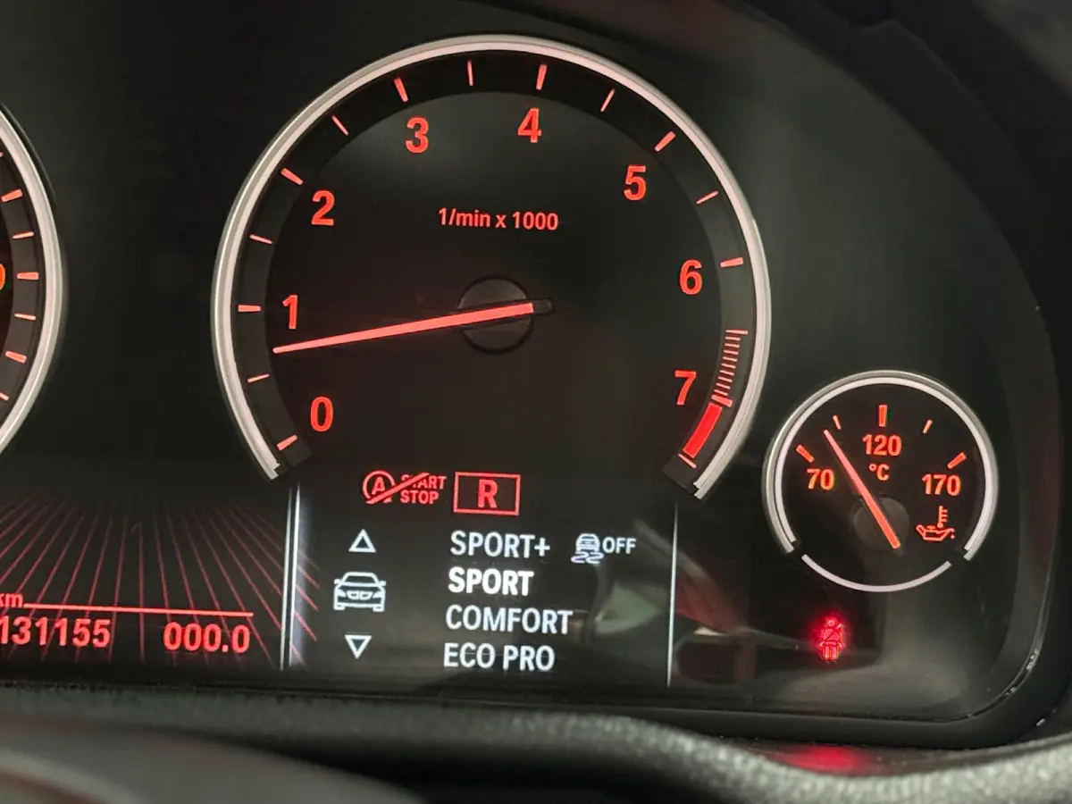 XDrive20i High Executive Aut.| Schuifdak |NAP|Head-Up Display | 360° Camera | Leder | Cruise Control | Navi | LED