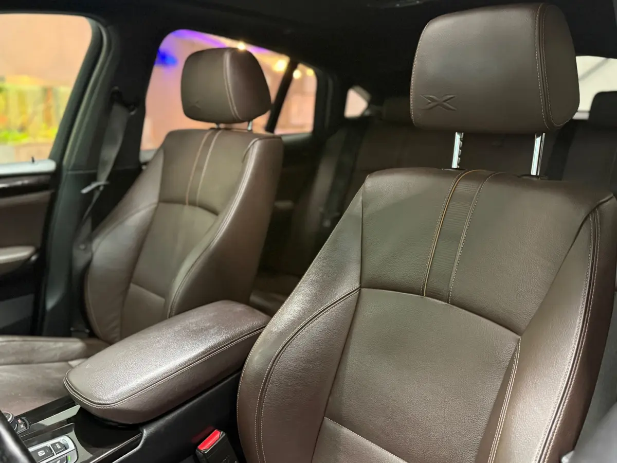 XDrive20i High Executive Aut.| Schuifdak |NAP|Head-Up Display | 360° Camera | Leder | Cruise Control | Navi | LED