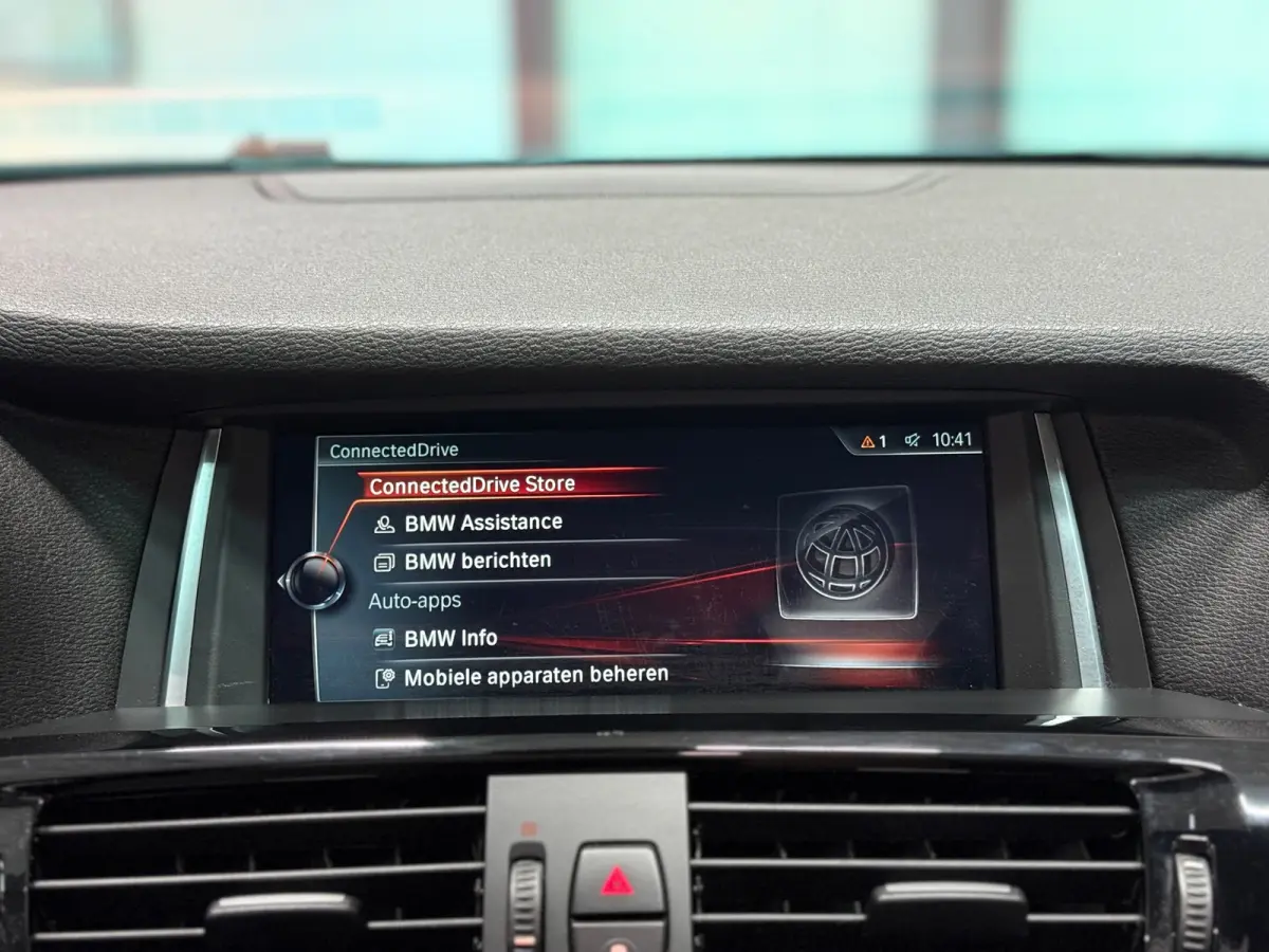 XDrive20i High Executive Aut.| Schuifdak |NAP|Head-Up Display | 360° Camera | Leder | Cruise Control | Navi | LED