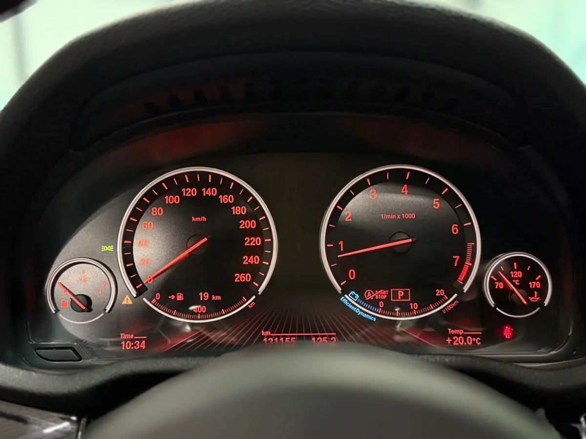 XDrive20i High Executive Aut.| Schuifdak |NAP|Head-Up Display | 360° Camera | Leder | Cruise Control | Navi | LED