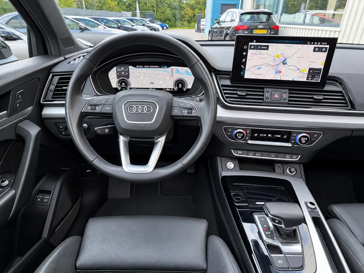 55 TFSI e 367 PK S Edition S-line Panorama/Keyless/Black Edition