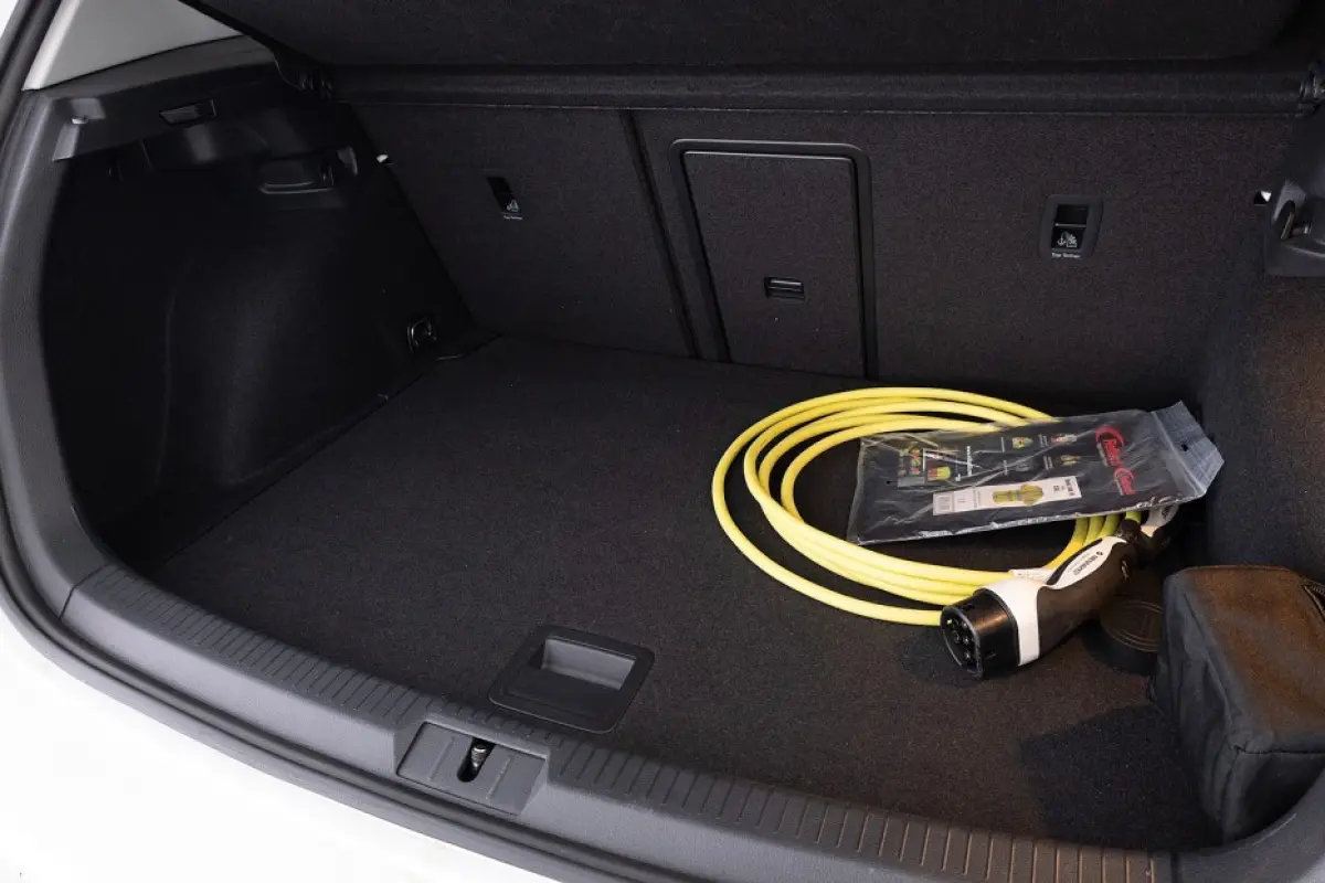 E-DITION *SOH 91.96%* LED | VELGEN | NAVI ✅ 1e Eigenaar