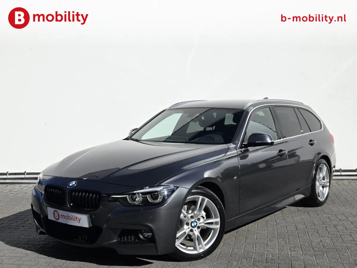 318i High Executive M-Sport Apple CarPlay NL Auto! | Achteruitrijcamera | LED | Leer | PDC