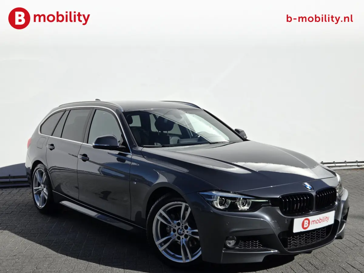318i High Executive M-Sport Apple CarPlay NL Auto! | Achteruitrijcamera | LED | Leer | PDC