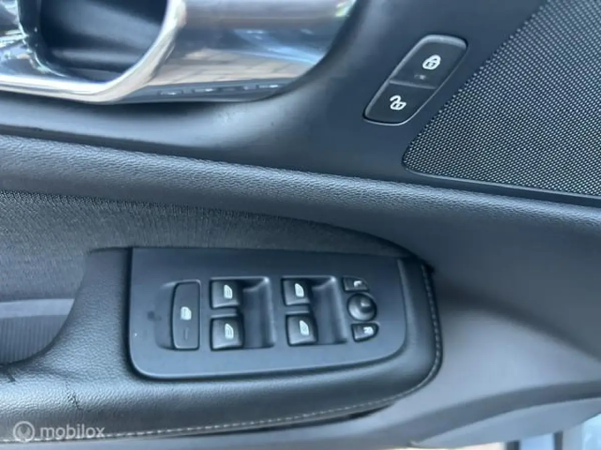 2.0 D3 * AUTOMAAT * NAVIGATIE * ELECTRISCHE A KLEP