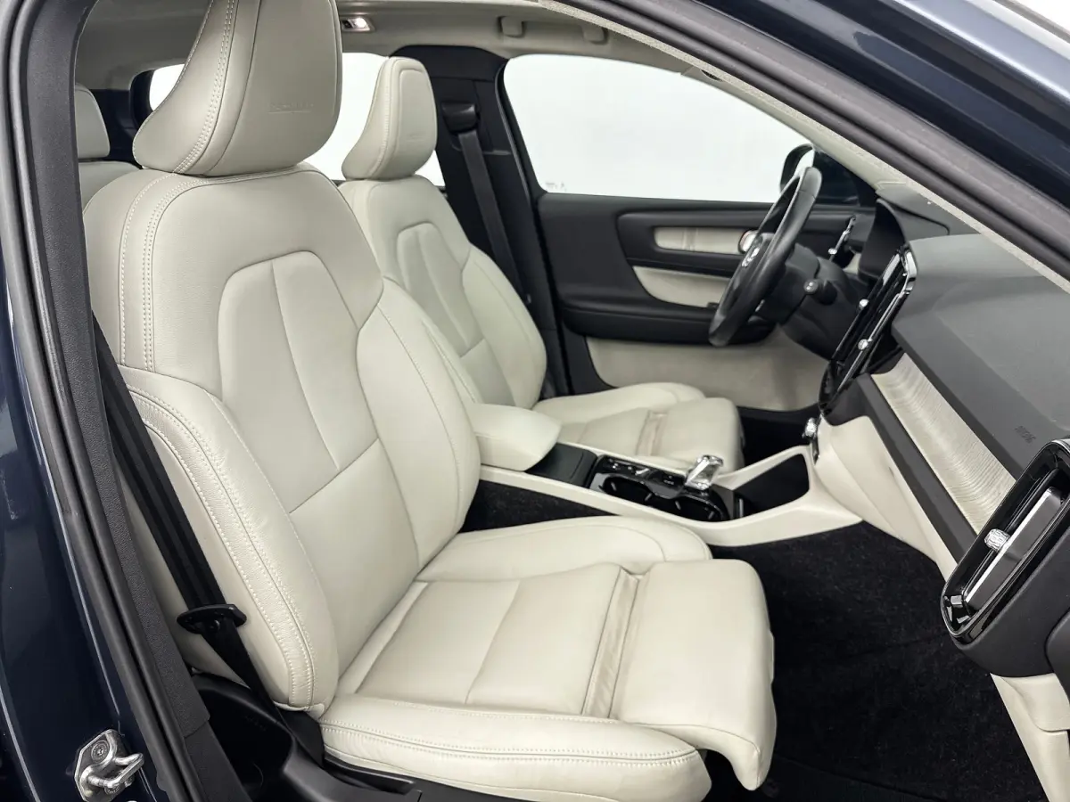 T4 Inscription | 18" Allseason | Panoramadak | 360 Camera | Elektr. verst. Lederen Stoelen | Adaptieve Cruise | BLIS | Parkeercamera | Parkeerverwarming |