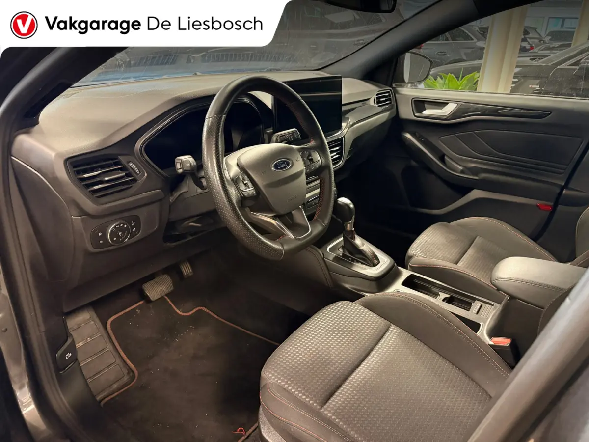 1.0 EcoBoost Hybrid ST Line X automaat / Camera / cruise / stoel en stuurverwarming