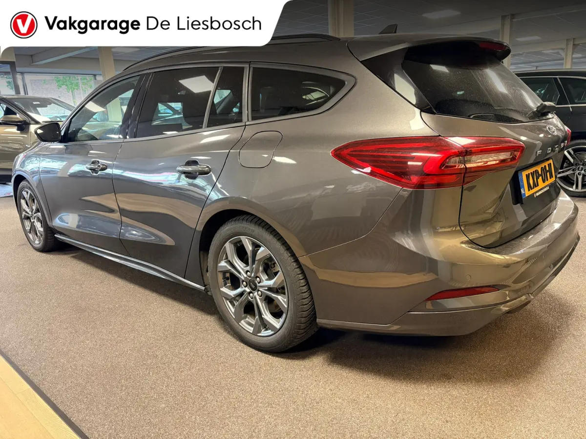 1.0 EcoBoost Hybrid ST Line X automaat / Camera / cruise / stoel en stuurverwarming