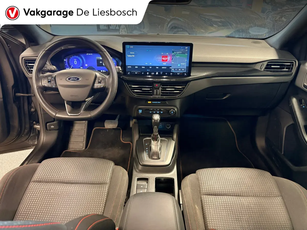 1.0 EcoBoost Hybrid ST Line X automaat / Camera / cruise / stoel en stuurverwarming