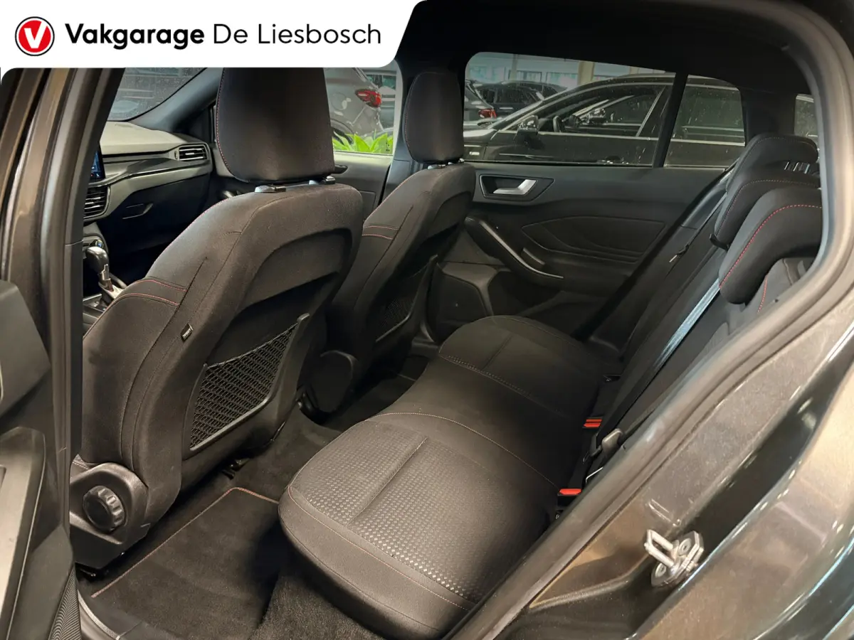 1.0 EcoBoost Hybrid ST Line X automaat / Camera / cruise / stoel en stuurverwarming