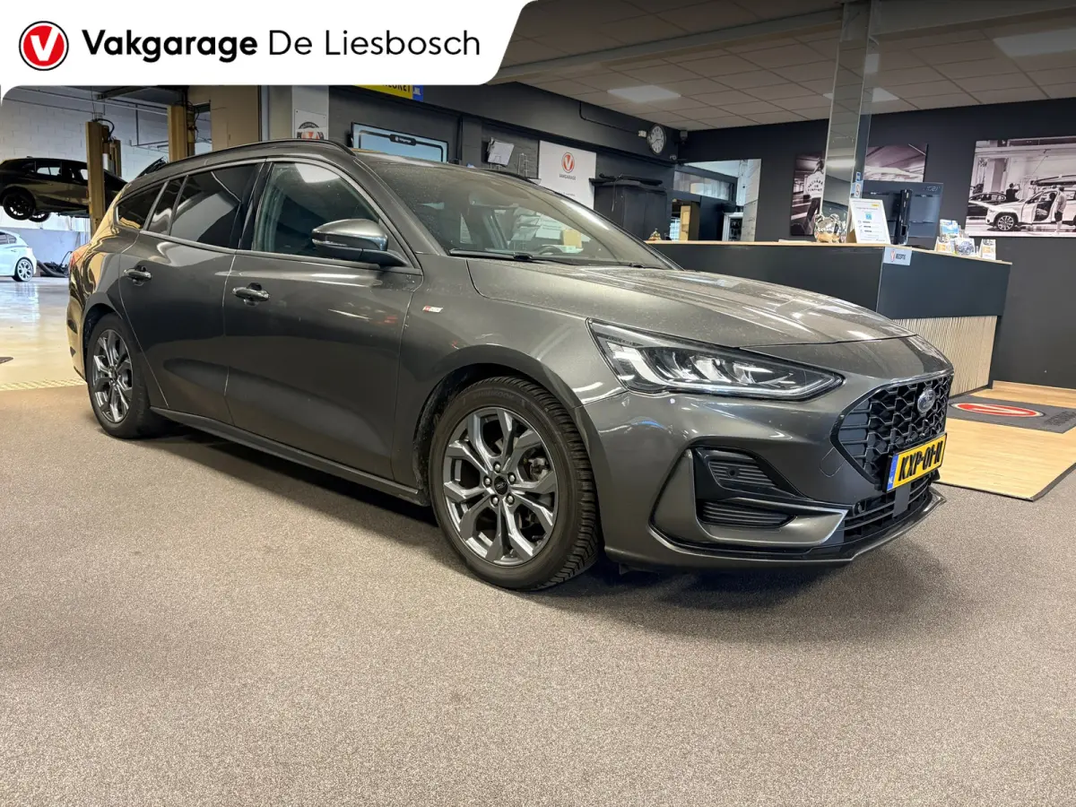 1.0 EcoBoost Hybrid ST Line X automaat / Camera / cruise / stoel en stuurverwarming