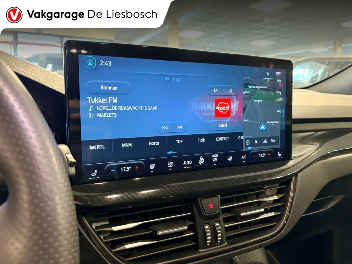 1.0 EcoBoost Hybrid ST Line X automaat / Camera / cruise / stoel en stuurverwarming