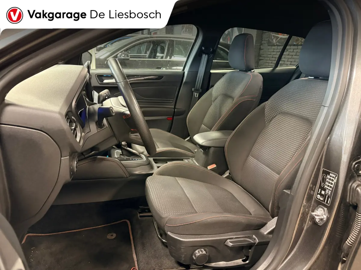1.0 EcoBoost Hybrid ST Line X automaat / Camera / cruise / stoel en stuurverwarming