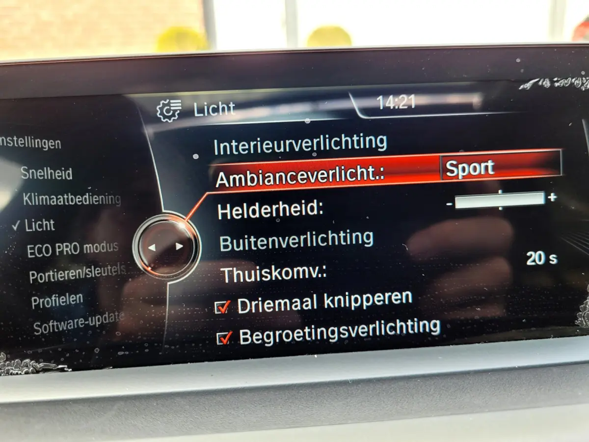 118i M-Sport, Schuifdak, HiFi (NL-auto NAP)