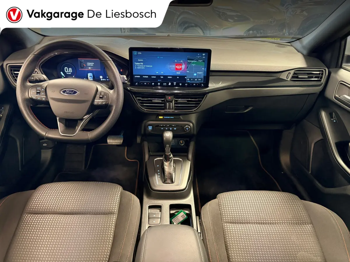 1.0 EcoBoost Hybrid ST Line X automaat / Camera / cruise / stoel en stuurverwarming