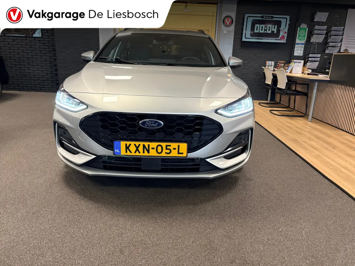 1.0 EcoBoost Hybrid ST Line X automaat / Camera / cruise / stoel en stuurverwarming