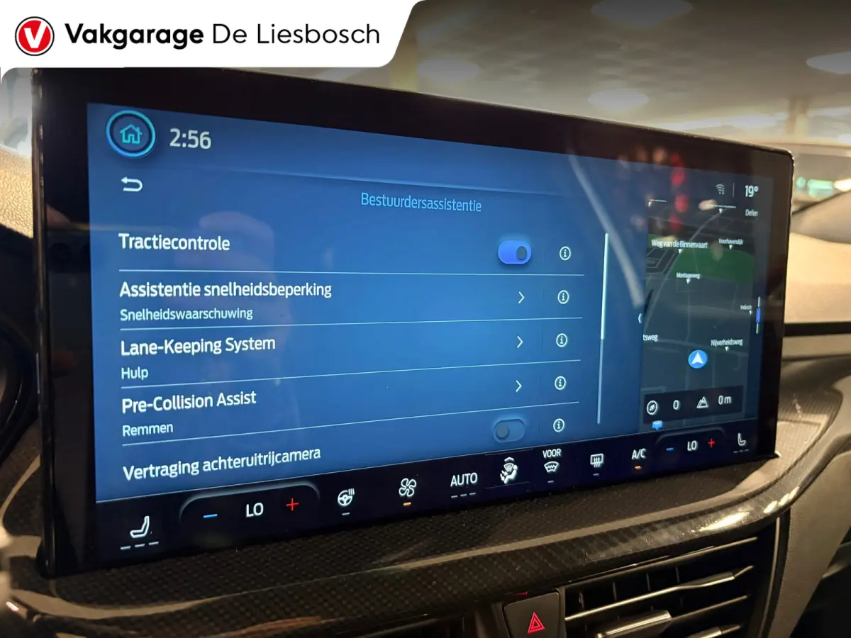 1.0 EcoBoost Hybrid ST Line X automaat / Camera / cruise / stoel en stuurverwarming