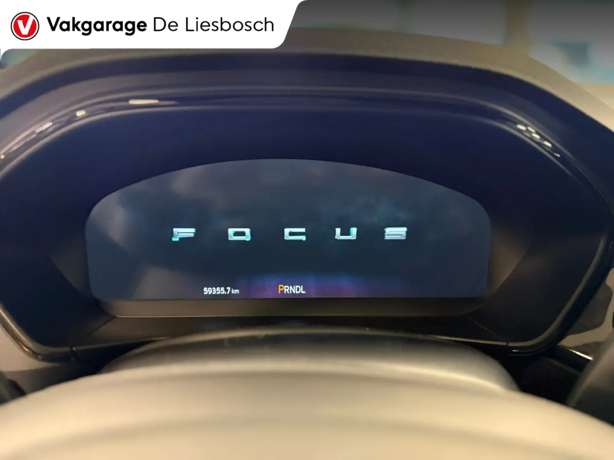 1.0 EcoBoost Hybrid ST Line X automaat / Camera / cruise / stoel en stuurverwarming