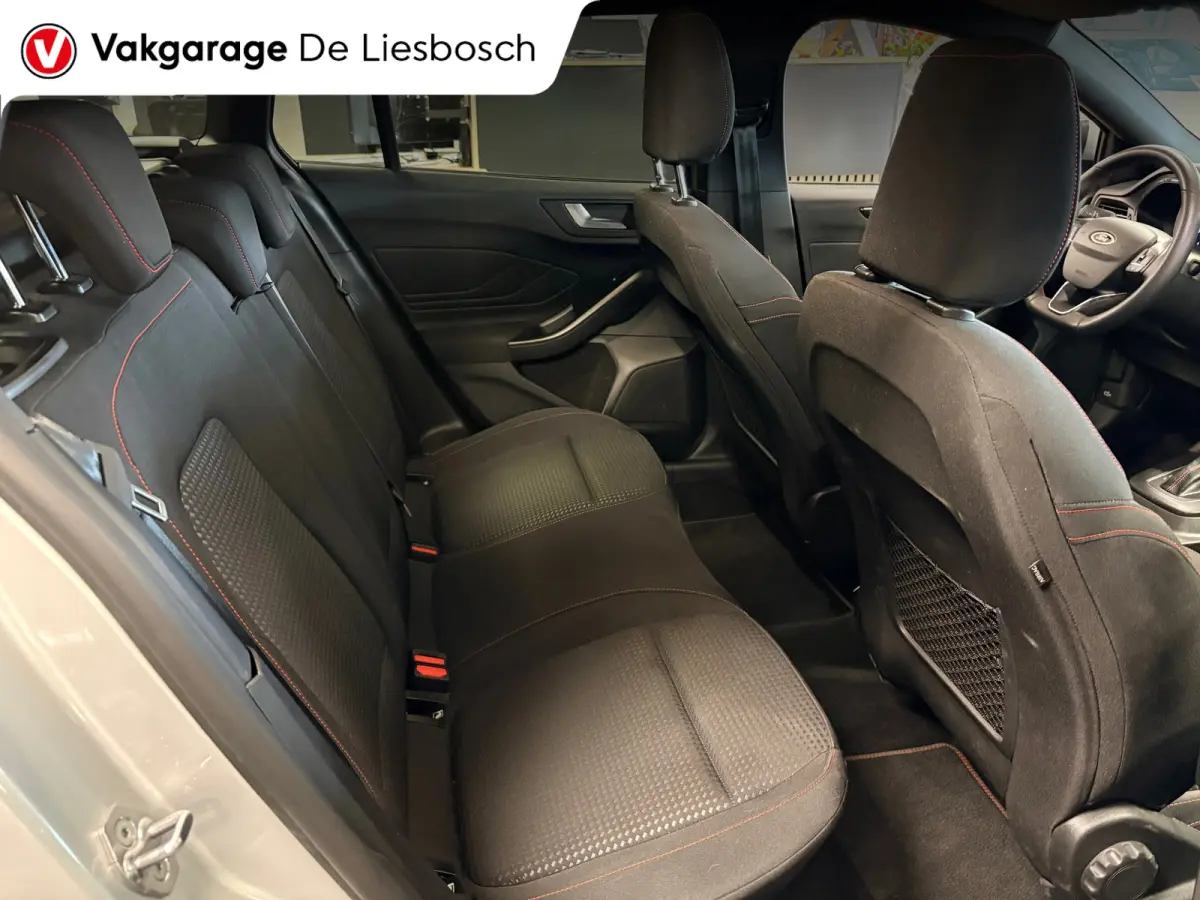 1.0 EcoBoost Hybrid ST Line X automaat / Camera / cruise / stoel en stuurverwarming