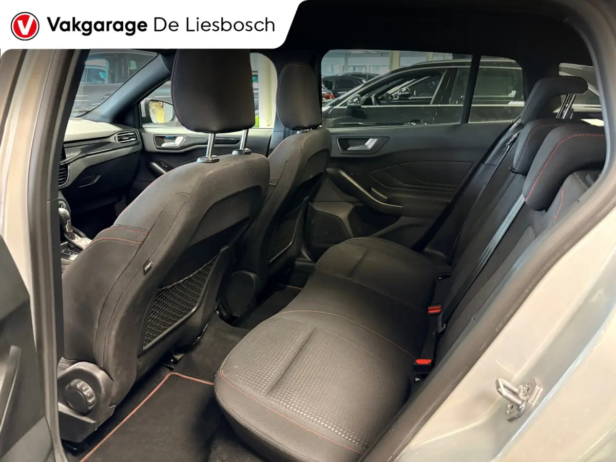 1.0 EcoBoost Hybrid ST Line X automaat / Camera / cruise / stoel en stuurverwarming