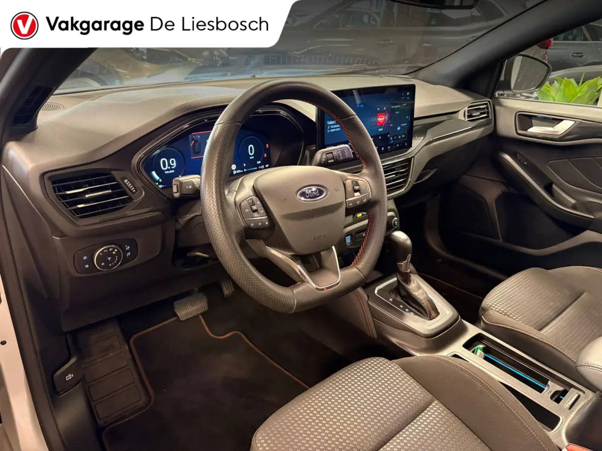 1.0 EcoBoost Hybrid ST Line X automaat / Camera / cruise / stoel en stuurverwarming
