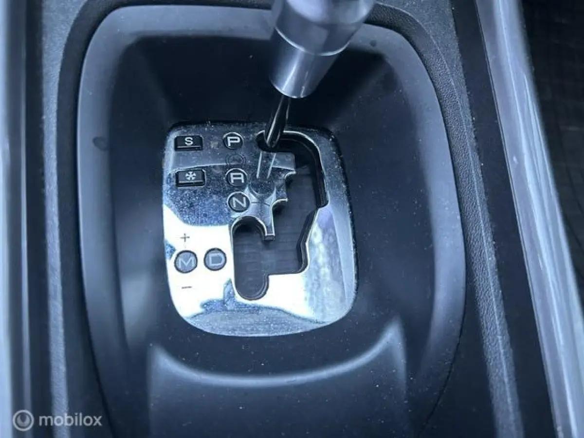 1.2 AUTOMAAT * NAVIGATIE * AIRCO * CRUISE CONT*