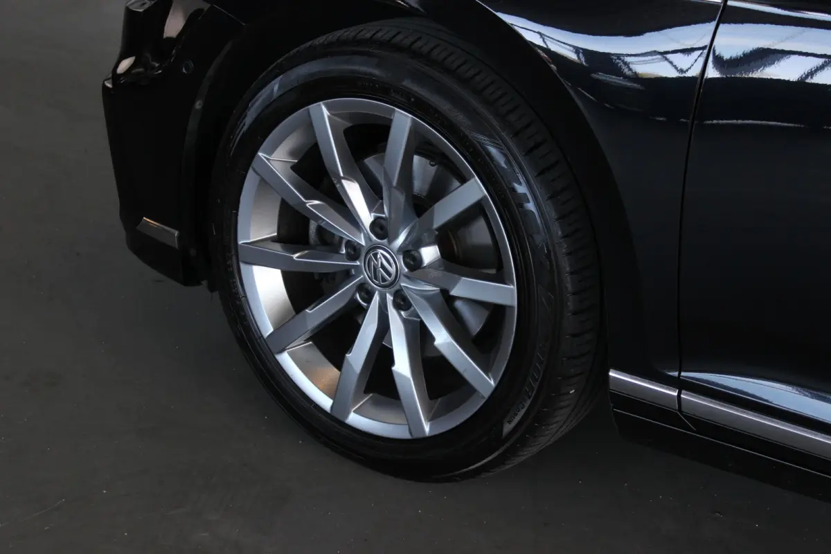 1.4 TSI PHEV GTE Business SOH 90% | Trekhaak | 360° Camera | LED Matrix | Massage | Stoelverw. | Virtual Cockpit | Carplay | 18" LMV | PDC V+A