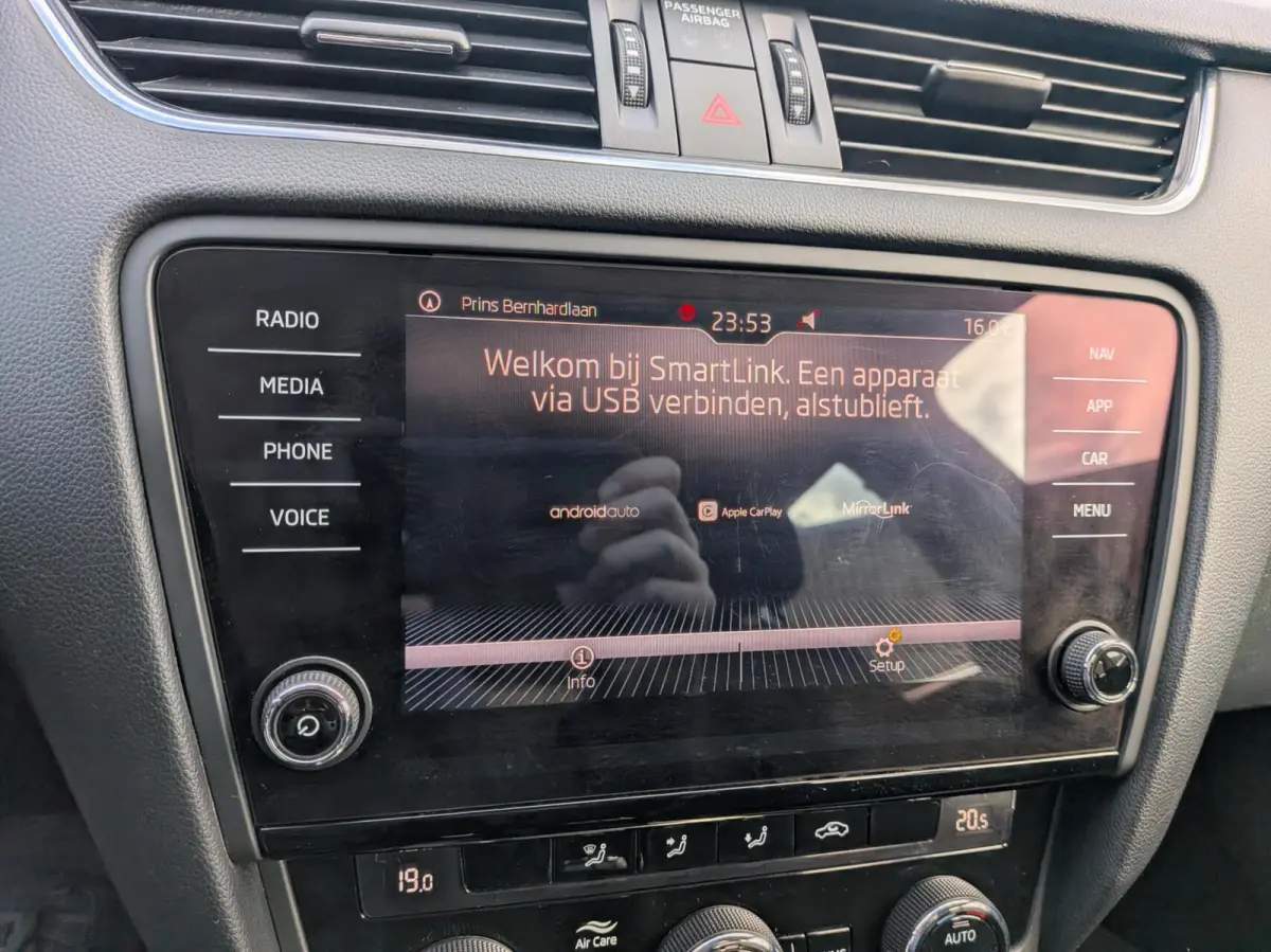 1.0 TSI Greentech Business Edition