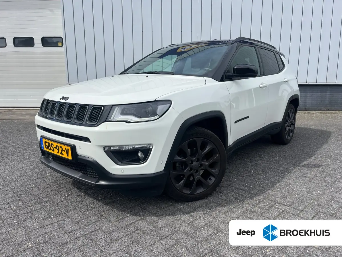 1.3T S l Leder l Elektr. Stoel verstelling l Navigatie l Camera l Cr Control l 18" l Premium Audio l Elekt. Klep l