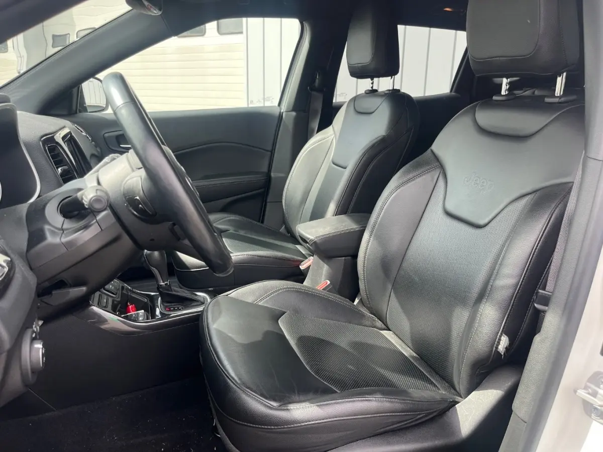 1.3T S l Leder l Elektr. Stoel verstelling l Navigatie l Camera l Cr Control l 18" l Premium Audio l Elekt. Klep l