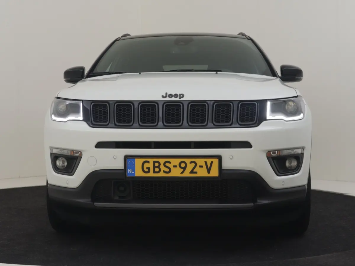 1.3T S l Leder l Elektr. Stoel verstelling l Stoel/stuurverwarming | Navigatie l Camera l Cr Control l 18" l Premium Audio l Elekt. Klep l