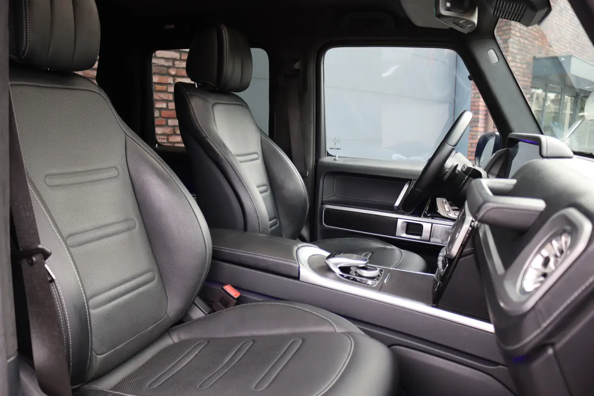 500 V8 | Schuifdak | Distronic+ | Standkachel | Burmester | Massage | Leder Exclusief | Stoelventilatie | Trekhaak | Sfeerverlichting | Apple Carplay |
