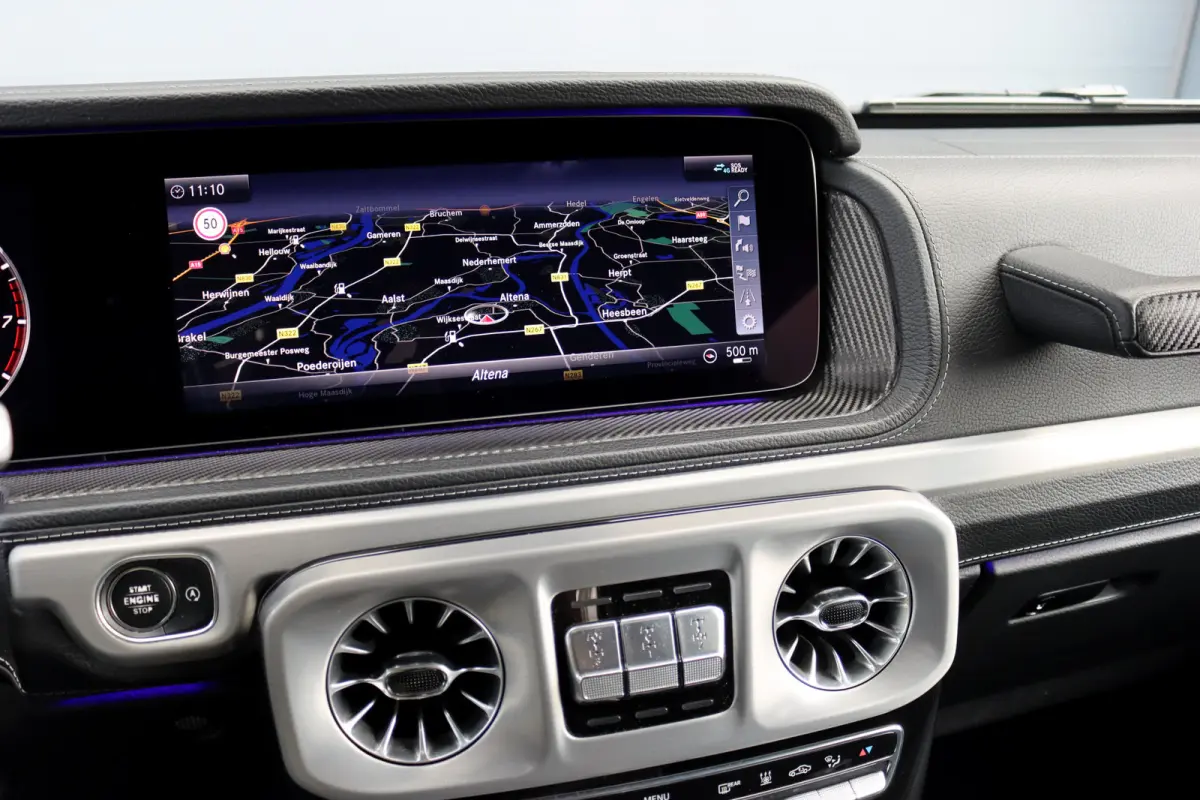 500 V8 | Schuifdak | Distronic+ | Standkachel | Burmester | Massage | Leder Exclusief | Stoelventilatie | Trekhaak | Sfeerverlichting | Apple Carplay |