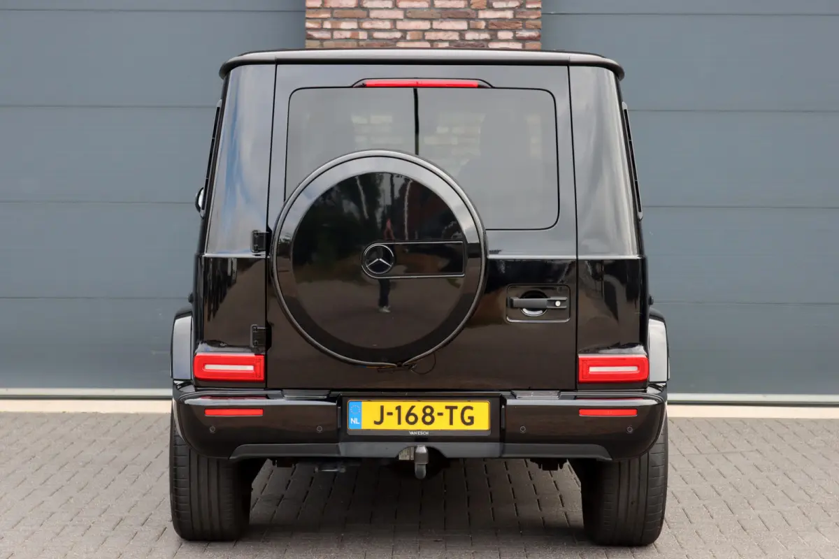 500 V8 | Schuifdak | Distronic+ | Standkachel | Burmester | Massage | Leder Exclusief | Stoelventilatie | Trekhaak | Sfeerverlichting | Apple Carplay |
