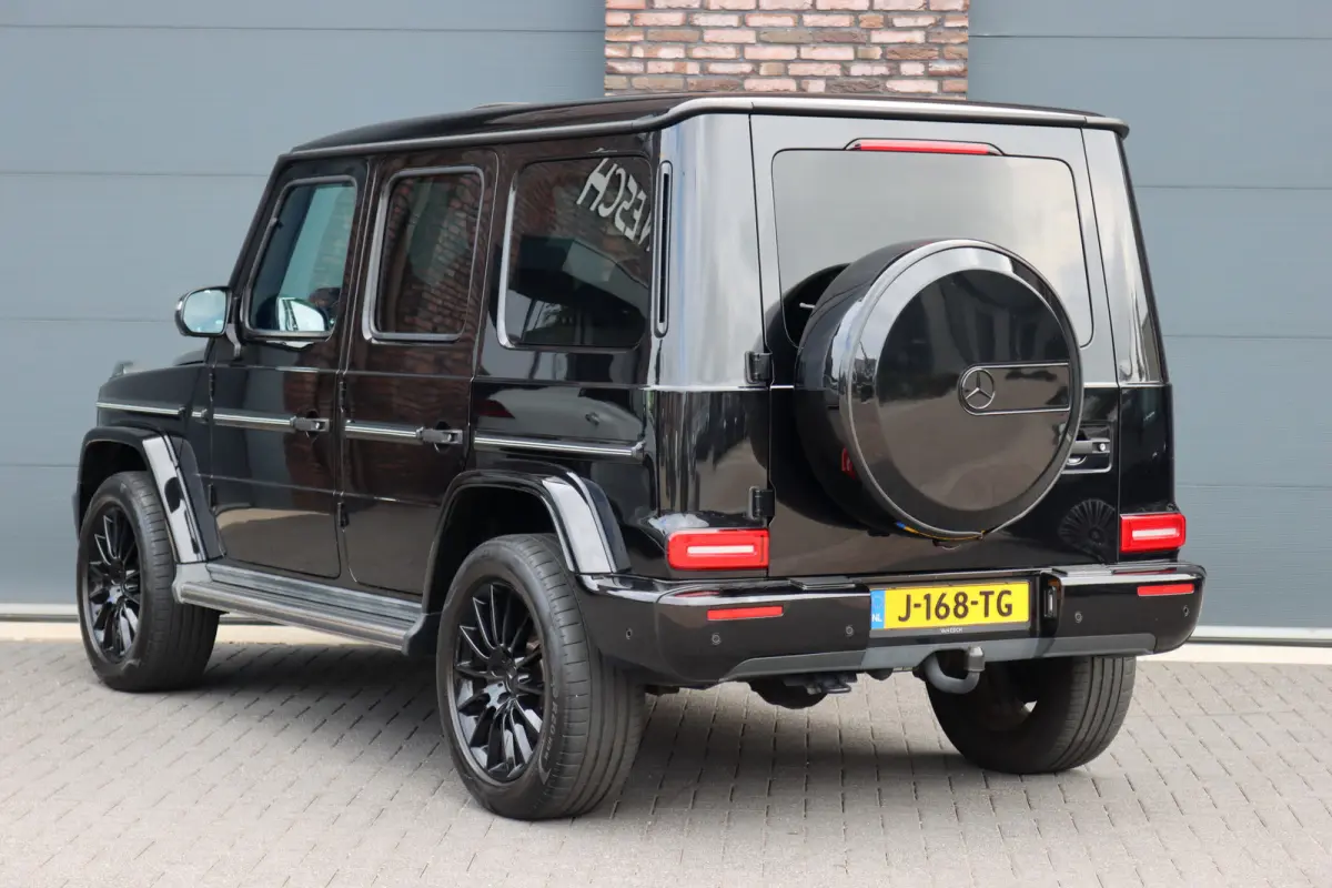 500 V8 | Schuifdak | Distronic+ | Standkachel | Burmester | Massage | Leder Exclusief | Stoelventilatie | Trekhaak | Sfeerverlichting | Apple Carplay |